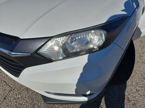 Used 2016 Honda HR-V LX image 33