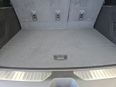 New 2026 GMC Yukon XL AT4 w/ AT4 Premium Plus Package image 26