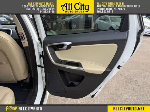 Used 2016 Volvo XC60 T5 Platinum image 16