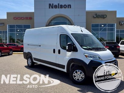 New 2026 RAM ProMaster 2500 w/ Quick Order Package 22G SLT