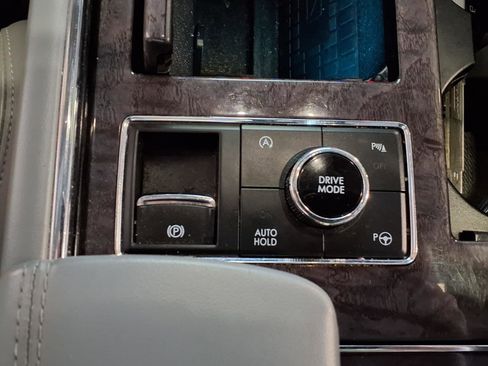 Used 2019 Lincoln Navigator L Reserve image 29