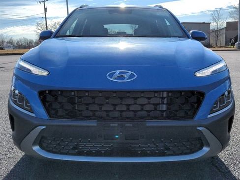 Used 2022 Hyundai Kona Limited w/ Winter Weather Package image 8