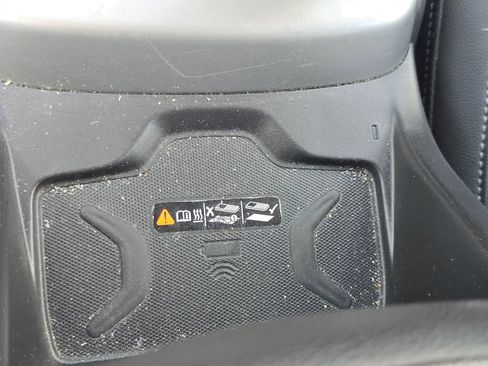 Used 2017 Chevrolet Colorado ZR2 w/ LPO, Premium Interior Package AWD/4WD image 32