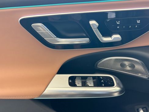 New 2026 Mercedes-Benz E 53 AMG e 4MATIC Wagon image 13