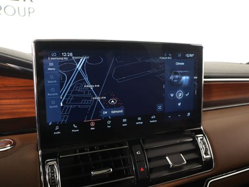 Used 2024 Lincoln Navigator Reserve w/ Monochromatic Package image 7