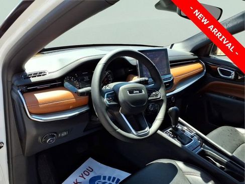 Used 2024 Jeep Compass Limited AWD/4WD image 12