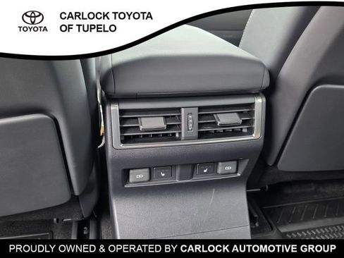 Used 2024 Lexus GX 550 image 19