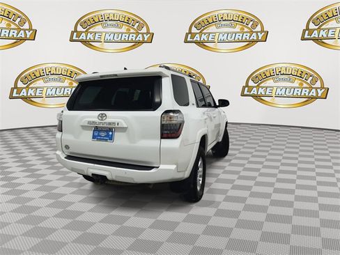 Used 2022 Toyota 4Runner SR5 image 2