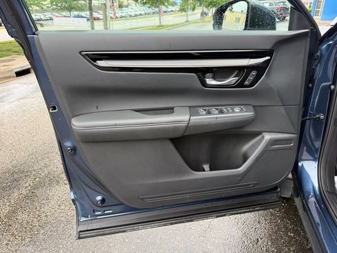 Used 2024 Honda CR-V EX-L image 17