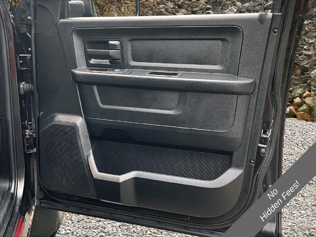 Used 2018 RAM 1500 Express w/ Express Value Package AWD/4WD image 19