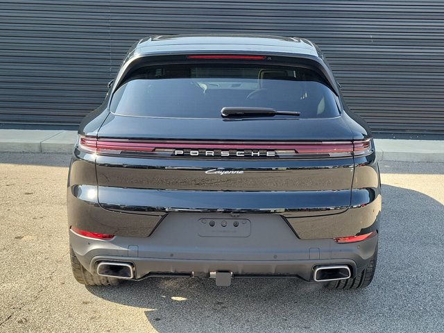 Used 2026 Porsche Cayenne AWD/4WD image 6