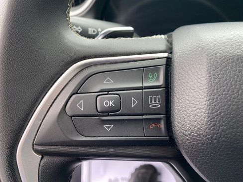 Used 2023 Jeep Grand Cherokee L Laredo image 26