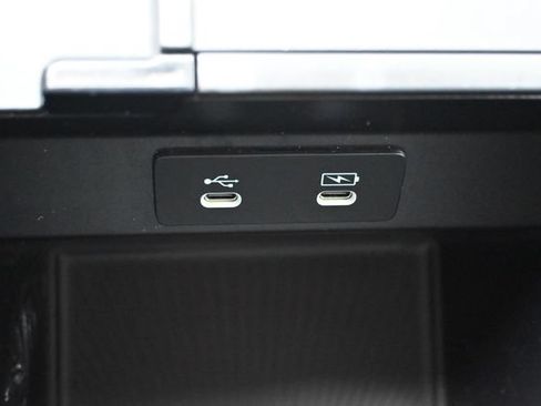 Used 2025 Acura MDX SH-AWD image 34