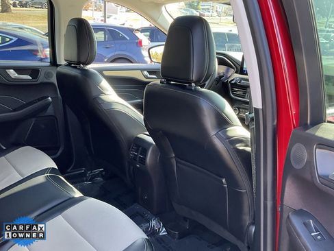 Used 2021 Ford Escape Titanium w/ Titanium Elite Package image 47