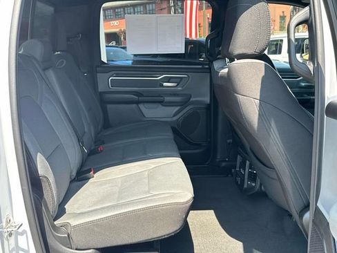 Used 2022 RAM 1500 Big Horn AWD/4WD image 36