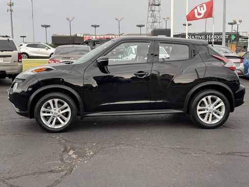 Used 2016 Nissan Juke S FWD image 7