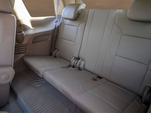 Used 2018 Chevrolet Tahoe LT w/ Texas Edition Package image 26