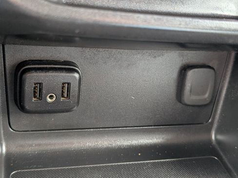 Used 2021 Chevrolet Colorado W/T w/ WT Convenience Package image 23