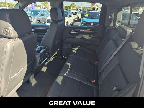 Used 2024 GMC Sierra 1500 SLT w/ SLT Premium Plus Package image 15