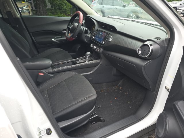 Used 2024 Nissan Kicks SV FWD image 27