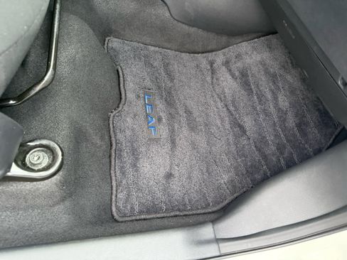 Used 2022 Nissan Leaf S Plus image 9