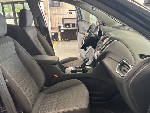 Used 2024 Chevrolet Equinox LT w/ LPO, Floor Liner Package FWD image 8