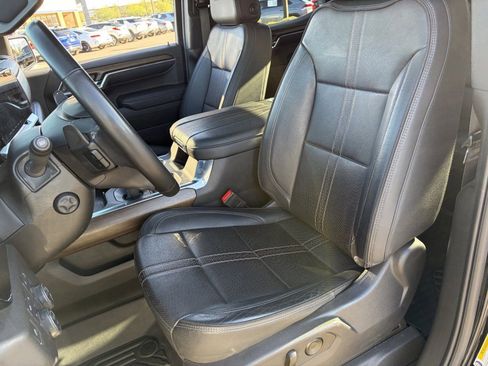 Certified 2024 Chevrolet Silverado 1500 High Country AWD/4WD image 21