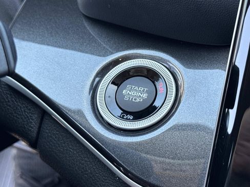 Used 2023 Jeep Grand Cherokee L Laredo RWD image 19