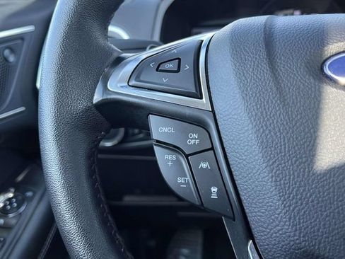 Certified 2024 Ford Edge Titanium w/ Equipment Group 301A AWD/4WD image 31