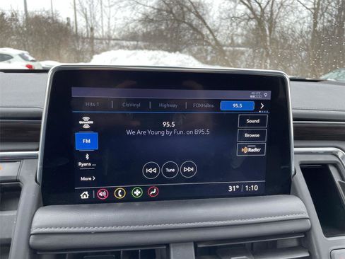 Used 2021 Chevrolet Tahoe LT w/ LT Signature Package image 17