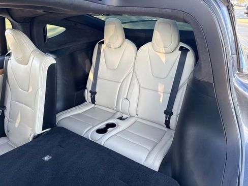 Used 2019 Tesla Model X Long Range image 24
