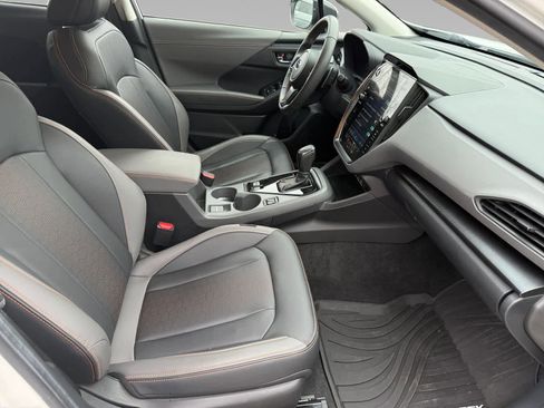 Used 2025 Subaru Crosstrek 2.5i Limited w/ Crosstrek Mirror Package image 18