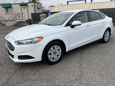 Used 2014 Ford Fusion S image 12