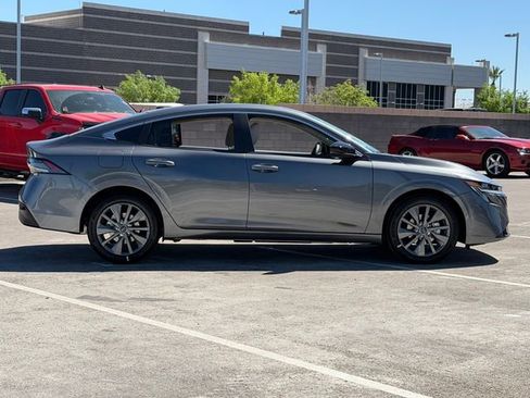 New 2026 Nissan Sentra SL FWD image 7