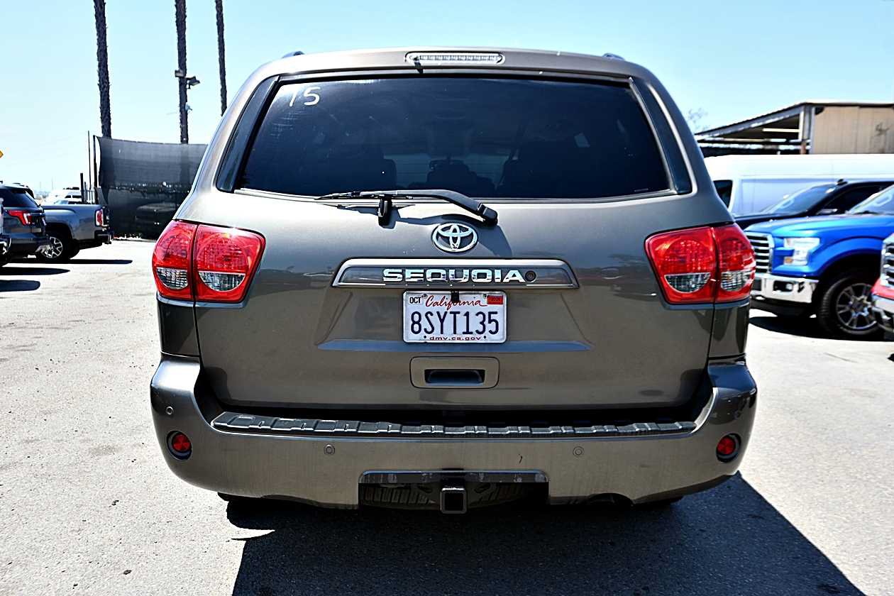 Used 2012 Toyota Sequoia SR5 RWD image 6