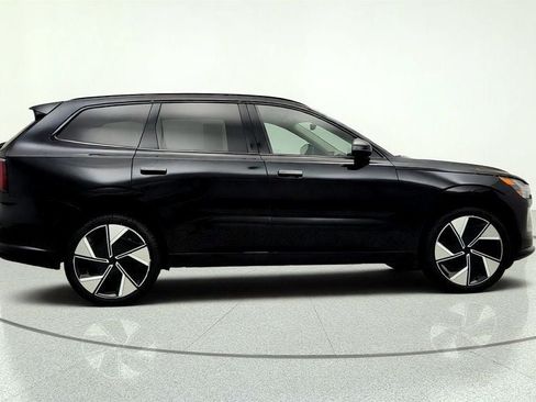 Used 2025 Volvo EX90 Ultra w/ Protection Package Premier AWD/4WD image 4