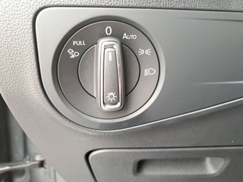 Certified 2024 Volkswagen Tiguan SEL R-Line image 26