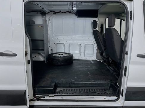 Used 2022 Ford Transit 250 Low Roof AWD image 24