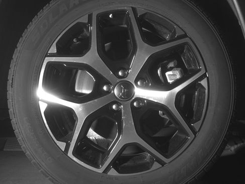 Used 2025 Jeep Compass Limited image 13