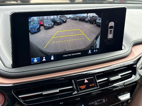 Certified 2025 Acura MDX w/ Technology Package image 28
