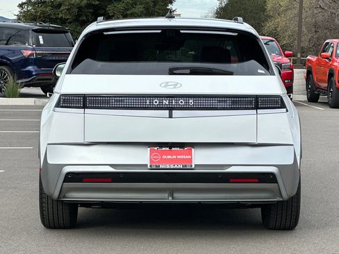 Used 2025 Hyundai Ioniq 5 Limited image 5
