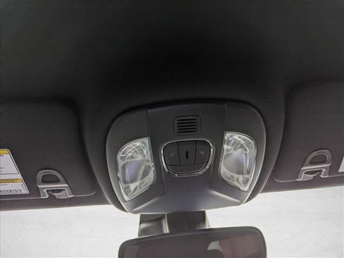 New 2026 Jeep Compass Latitude image 20