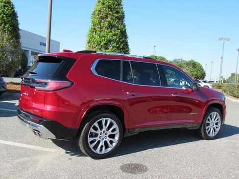 Used 2024 GMC Acadia Denali w/ Super Cruise Package image 6