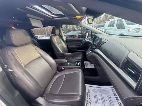 Used 2018 Honda Odyssey Touring image 28