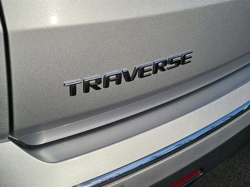 Used 2019 Chevrolet Traverse Premier w/ Driver Confidence II Package image 23