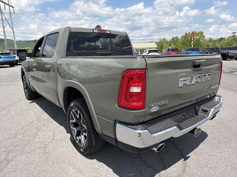 Used 2026 RAM 1500 Laramie AWD/4WD image 6