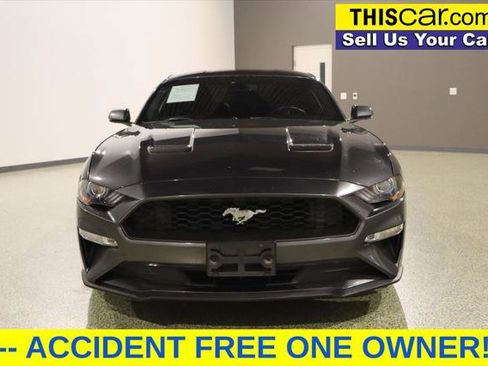 Used 2018 Ford Mustang Premium image 2