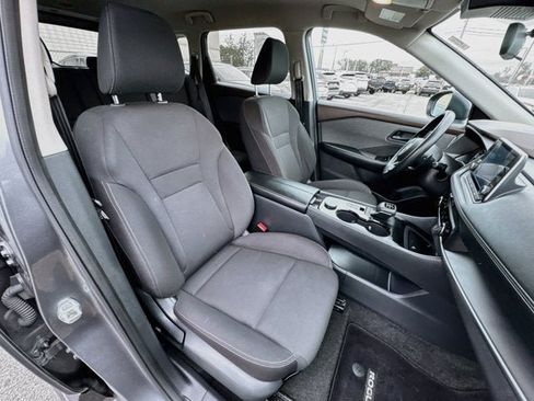 Used 2023 Nissan Rogue S AWD/4WD image 22