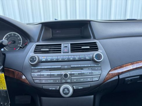 Used 2012 Honda Accord EX image 24