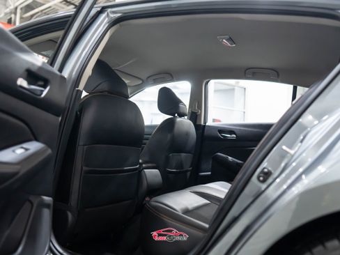 Used 2020 Nissan Altima 2.5 SR image 20